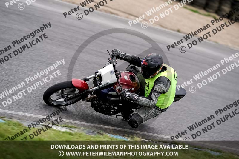 enduro digital images;event digital images;eventdigitalimages;lydden hill;lydden no limits trackday;lydden photographs;lydden trackday photographs;no limits trackdays;peter wileman photography;racing digital images;trackday digital images;trackday photos